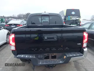 2017 Toyota Tacoma SR5 with VIN 3TMAZ5CN5HM043482, listed as a IAAI auction lot 41613811 with 114,795 mi miles and . Bid and sale history available at carsss.com. Image 16.
