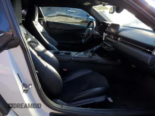 2020 Toyota Supra 3.0 z VIN WZ1DB4C06LW028984, wystawiony jako Copart lot #82659403 z przebiegiem 38 776 mil mil oraz . Historia ofert i sprzedaży dostępna na DreamBid. Obrazek 10.