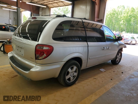 2005 Dodge Caravan SXT with VIN 2D4GP44L95R458500, listed as a Copart auction lot 53144985 with Not provided miles and Salvage title. Bid and sale history available at DreamBid. Image 3.