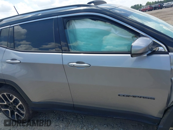2018 Jeep Compass Limited z VIN 3C4NJDCB3JT369267, wystawiony jako IAAI lot #42181693 z przebiegiem 96 511 mil mil oraz . Historia ofert i sprzedaży dostępna na DreamBid. Obrazek 13.