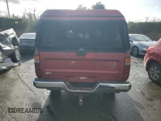 1993 Toyota Pickup DLX с VIN JT4VN13D0P5126559, выставлен на аукционе Copart как лот 49185285 с пробегом 195 087 миль миль и Списание • Salvage title. История ставок и продаж доступна на DreamBid. Изображение 6.