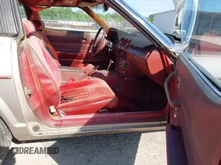 1983 Datsun 280ZX z VIN JN1HZ04S9DX573578, wystawiony jako IAAI lot #42516151 z przebiegiem 135 572 mil mil oraz . Historia ofert i sprzedaży dostępna na DreamBid. Obrazek 5.
