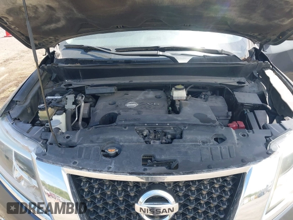 2014 Nissan Pathfinder S with VIN 5N1AR2MM0EC716000, listed as a IAAI auction lot 42182293 with 196,728 mi miles and . Bid and sale history available at DreamBid. Image 10.