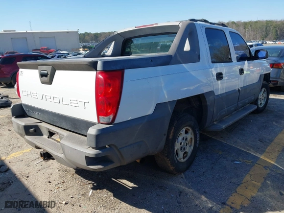 2006 Chevrolet Avalanche LT with VIN 3GNEC12Z66G109038, listed as a IAAI auction lot 41764981 with 260,045 mi miles. Bid and sale history available at carsss.com. Image 4.