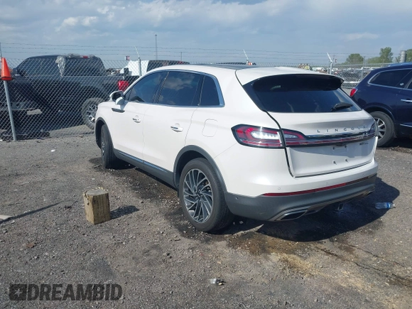 2019 Lincoln Nautilus Reserve z VIN 2LMPJ8L98KBL14453, wystawiony jako IAAI lot #41984751 z przebiegiem 56 064 mil mil oraz . Historia ofert i sprzedaży dostępna na DreamBid. Obrazek 3.