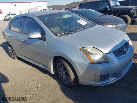 2011 Nissan Sentra 2.0 SR with VIN 3N1AB6AP5BL652277, listed as a IAAI auction lot 41698767 with 202,095 mi miles. Bid and sale history available at carsss.com. Image 1.