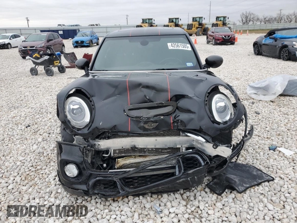 2018 MINI Hardtop 4 Door Cooper S z VIN WMWXU3C52J2F51144, wystawiony jako Copart lot #42561505 z przebiegiem 21 241 mil mil oraz Szkoda całkowita • Salvage title. Historia ofert i sprzedaży dostępna na DreamBid. Obrazek 5.