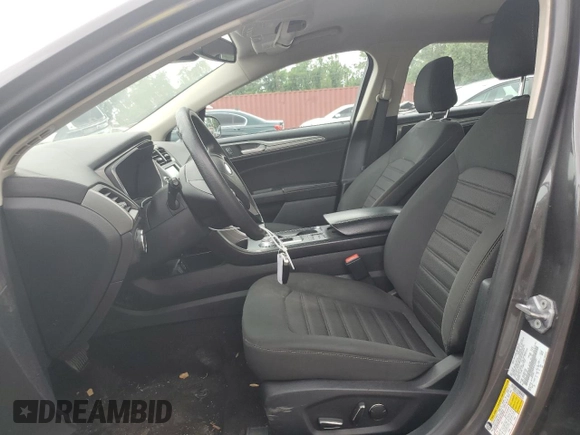 2020 Ford Fusion SE with VIN 3FA6P0HD9LR165097, listed as a Copart auction lot 64511705 with 44,336 mi miles and Salvage title. Bid and sale history available at DreamBid. Image 7.