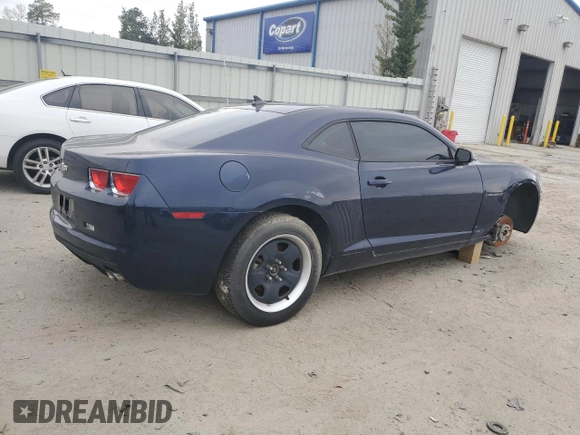 2011 Chevrolet Camaro 2LS z VIN 2G1FA1ED0B9143377, wystawiony jako Copart lot #38783884 z przebiegiem 183 478 mil mil oraz Nie do naprawy • Non repairable. Historia ofert i sprzedaży dostępna na DreamBid. Obrazek 3.