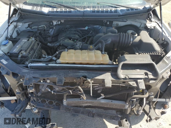 2015 Ford F-150 XL z VIN 1FTEX1C84FFD10974, wystawiony jako Copart lot #55655315 z przebiegiem 104 256 mil mil oraz Szkoda całkowita • Salvage title. Historia ofert i sprzedaży dostępna na DreamBid. Obrazek 11.