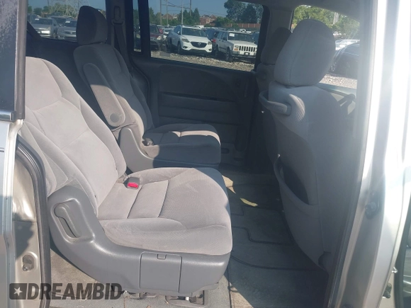 2007 Honda Odyssey LX с VIN 5FNRL38227B113921, выставлен на аукционе IAAI как лот 42402029 с пробегом 186 778 миль миль и . История ставок и продаж доступна на DreamBid. Изображение 8.
