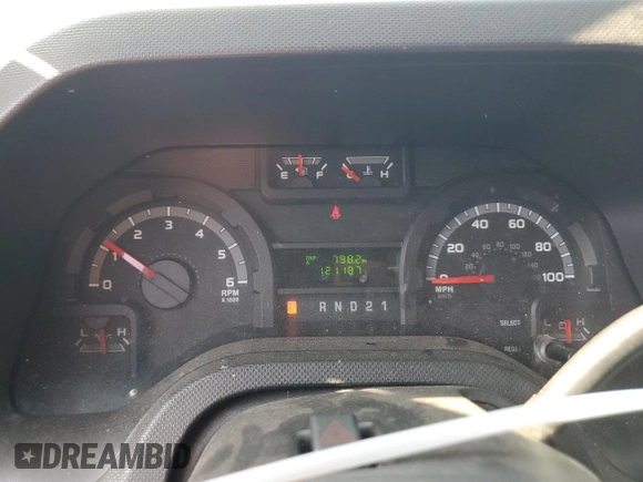 2011 Ford Econoline Passenger XL with VIN 1FMNE1BW2BDA01558, listed as a Copart auction lot 68875814 with 121,187 mi miles and Clean Title. Bid and sale history available at DreamBid. Image 9.