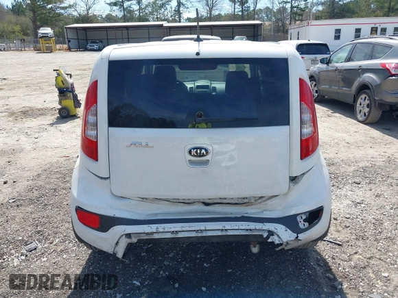 2013 Kia Soul with VIN KNDJT2A55D7538577, listed as a IAAI auction lot 41840154 with 116,548 mi miles. Bid and sale history available at carsss.com. Image 6.