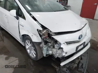 2014 Toyota Prius Two with VIN JTDZN3EU2E3333795, listed as a IAAI auction lot 41042005 with 102,198 mi miles and . Bid and sale history available at DreamBid. Image 6.