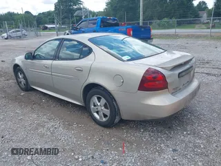 2008 Pontiac Grand Prix z VIN 2G2WP552081107812, wystawiony jako IAAI lot #42390408 z przebiegiem 244 642 mil mil oraz . Historia ofert i sprzedaży dostępna na DreamBid. Obrazek 3.