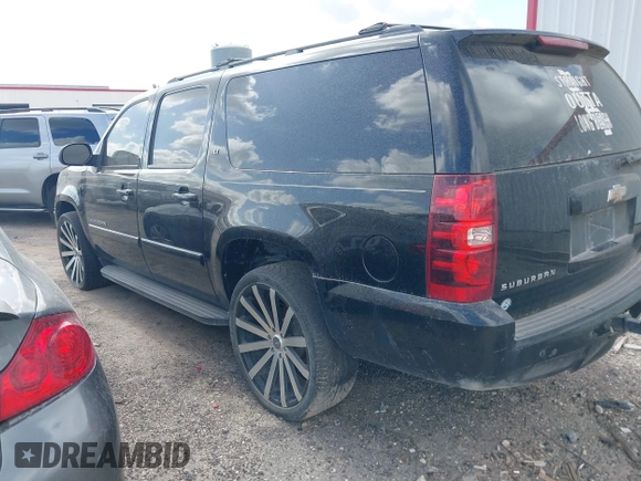 2008 Chevrolet Suburban 3LT with VIN 3GNFC16068G165063, listed as a IAAI auction lot 42413253 with 254,967 mi miles and . Bid and sale history available at DreamBid. Image 3.