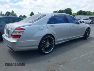 2007 Mercedes-Benz S 550 with VIN WDDNG71XX7A107346, listed as a IAAI auction lot 42090198 with 239,083 mi miles and . Bid and sale history available at DreamBid. Image 4.