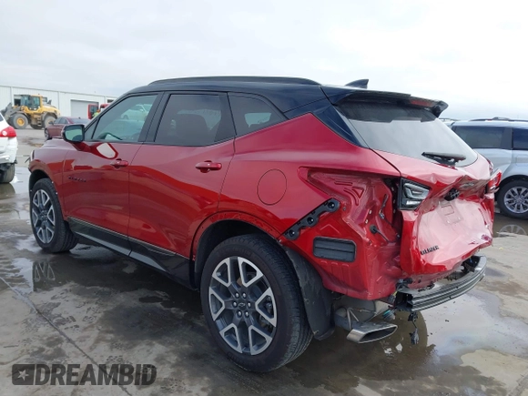 2024 Chevrolet Blazer RS z VIN 3GNKBERS5RS184241, wystawiony jako IAAI lot #41408120 z przebiegiem 11 857 mil mil oraz . Historia ofert i sprzedaży dostępna na DreamBid. Obrazek 3.