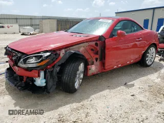 2017 Mercedes-Benz SLC 300 z VIN WDDPK3JA8HF136537, wystawiony jako Copart lot #59654803 z przebiegiem 40 503 mil mil oraz Nie do naprawy • Non repairable. Historia ofert i sprzedaży dostępna na DreamBid. Obrazek 1.