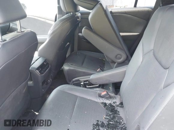 2024 Lexus TX 350 with VIN 5TDAAAB64RS003986, listed as a IAAI auction lot 42157601 with 14 mi miles and . Bid and sale history available at DreamBid. Image 8.