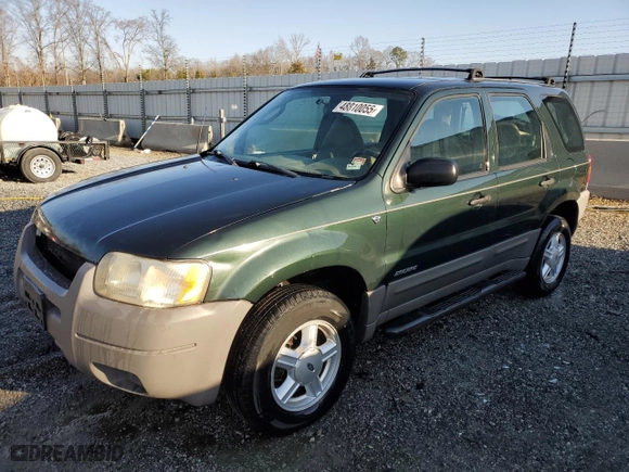 2001 Ford Escape XLS with VIN 1FMYU01161KA46822, listed as a Copart auction lot 48810055 with 253,402 mi miles and Salvage Title. Bid and sale history available at carsss.com. Image 1.
