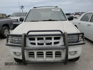 2002 Isuzu Rodeo S with VIN 4S2DM58W324327147, listed as a Copart auction lot 75194104 with Not Provided miles and Salvage Title. Bid and sale history available at DreamBid. Image 5.