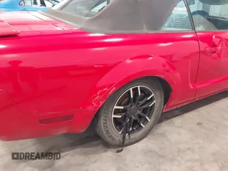 2008 Ford Mustang Deluxe with VIN 1ZVHT84N785134563, listed as a IAAI auction lot 42647056 with 130,875 mi miles and . Bid and sale history available at DreamBid. Image 13.