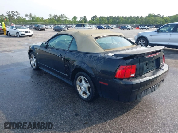 2004 Ford Mustang Deluxe with VIN 1FAFP446X4F187154, listed as a IAAI auction lot 42068363 with 125,074 mi miles. Bid and sale history available at carsss.com. Image 3.