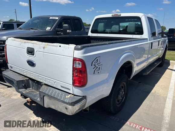 2015 Ford F-250 Lariat z VIN 1FT7W2B61FEB96343, wystawiony jako IAAI lot #42260239 z przebiegiem 171 392 mil mil oraz . Historia ofert i sprzedaży dostępna na DreamBid. Obrazek 9.