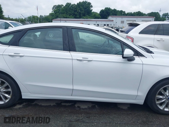 2017 Ford Fusion SE с VIN 3FA6P0H72HR219101, выставлен на аукционе IAAI как лот 42640322 с пробегом 50 396 миль миль и . История ставок и продаж доступна на DreamBid. Изображение 13.