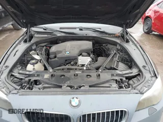 2014 BMW 5 Series 528i z VIN WBA5A5C51ED506537, wystawiony jako IAAI lot #41605239 z przebiegiem 75 746 mil mil oraz . Historia ofert i sprzedaży dostępna na DreamBid. Obrazek 10.