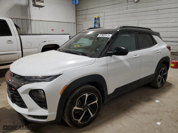 2021 Chevrolet TrailBlazer RS with VIN KL79MTSL4MB135672, listed as a Copart auction lot 87802575 with 69,891 mi miles and Salvage Title. Bid and sale history available at carsss.com. Image 1.