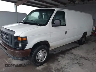 2012 Ford Econoline Cargo Commercial z VIN 1FTNS2EW4CDA01478, wystawiony jako IAAI lot #42306606 z przebiegiem 213 597 mil mil oraz . Historia ofert i sprzedaży dostępna na DreamBid. Obrazek 6.