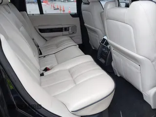 2011 Land Rover Range Rover HSE Lux with VIN SALMF1D4XBA353631, listed as a IAAI auction lot 41174955 with 139,586 mi miles and . Bid and sale history available at DreamBid. Image 8.