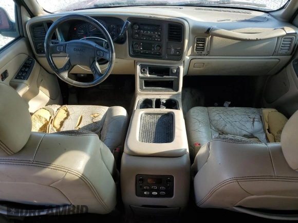 2005 GMC Yukon SLT with VIN 1GKEC13TX5R266917, listed as a Copart auction lot 70191504 with 205,644 mi miles and Salvage Title. Bid and sale history available at carsss.com. Image 8.