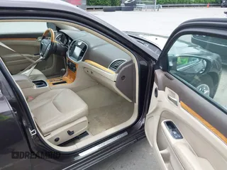 2012 Chrysler 300 C z VIN 2C3CCAET5CH188208, wystawiony jako IAAI lot #42389254 z przebiegiem 115 016 mil mil oraz . Historia ofert i sprzedaży dostępna na DreamBid. Obrazek 5.