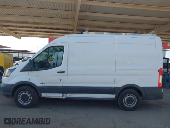 2018 Ford Transit with VIN 1FTYE1CM7JKB09229, listed as a IAAI auction lot 41851224 with 33,916 mi miles and . Bid and sale history available at DreamBid. Image 13.