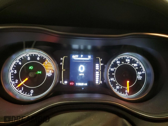 2019 Jeep Cherokee Latitude with VIN 1C4PJMCX2KD452975, listed as a Copart auction lot 53727545 with 115,820 mi miles and Clean title. Bid and sale history available at DreamBid. Image 9.