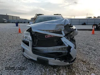 2017 GMC Terrain SLE with VIN 2GKFLNE35H6237981, listed as a Copart auction lot 53062995 with 85,004 mi miles and Salvage Title. Bid and sale history available at carsss.com. Image 5.
