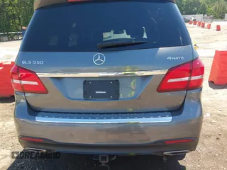 2019 Mercedes-Benz GLS 550 с VIN 4JGDF7DE4KB235003, выставлен на аукционе IAAI как лот 42286592 с пробегом 106 367 миль миль и . История ставок и продаж доступна на DreamBid. Изображение 16.