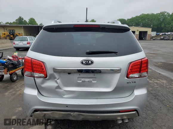 2013 Kia Sorento SX with VIN 5XYKWDA27DG364852, listed as a Copart auction lot 60194635 with 146,829 mi miles and Salvage title. Bid and sale history available at DreamBid. Image 6.