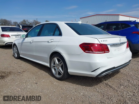 2014 Mercedes-Benz E-Class E 350 Sport with VIN WDDHF5KB6EA900342, listed as a IAAI auction lot 41697608 with 157,330 mi miles. Bid and sale history available at carsss.com. Image 3.