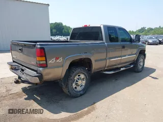 2007 GMC Sierra 2500HD SLE1 z VIN 1GTHK29D77E161912, wystawiony jako IAAI lot #42474576 z przebiegiem Nie podano mil oraz . Historia ofert i sprzedaży dostępna na DreamBid. Obrazek 4.
