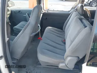 2005 Dodge Caravan SE with VIN 1D4GP25R45B305819, listed as a IAAI auction lot 41011300 with 229,466 mi miles and . Bid and sale history available at carsss.com. Image 8.