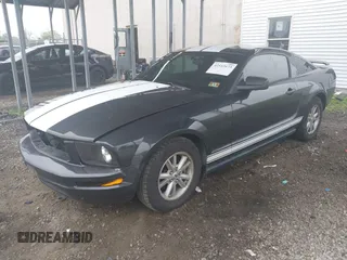 2007 Ford Mustang Deluxe with VIN 1ZVFT80N175365857, listed as a IAAI auction lot 42512673 with 136,145 mi miles and . Bid and sale history available at DreamBid. Image 19.