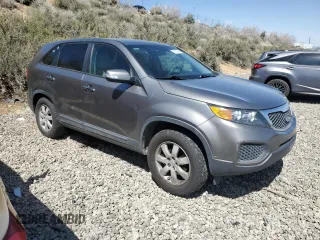 2012 Kia Sorento LX with VIN 5XYKT3A1XCG189649, listed as a Copart auction lot 52596945 with 190,088 mi miles and Clean Title. Bid and sale history available at carsss.com. Image 4.