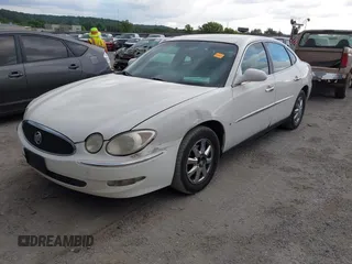 2007 Buick LaCrosse CX with VIN 2G4WC582471198323, listed as a IAAI auction lot 42613043 with 240,463 mi miles and . Bid and sale history available at DreamBid. Image 2.