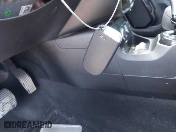 2016 Jeep Renegade Latitude with VIN ZACCJBBT1GPD65532, listed as a IAAI auction lot 41642242 with 124,608 mi miles. Bid and sale history available at carsss.com. Image 11.