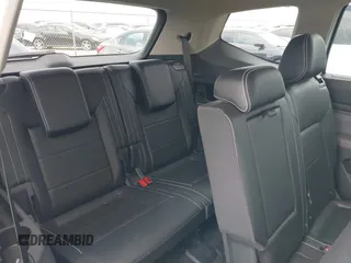 2022 Volkswagen Atlas SEL R-Line z VIN 1V2AR2CA7NC550648, wystawiony jako IAAI lot #41974370 z przebiegiem 48 378 mil mil oraz . Historia ofert i sprzedaży dostępna na DreamBid. Obrazek 8.