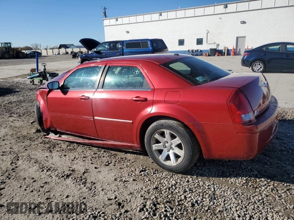 2007 Chrysler 300 with VIN 2C3LA43R47H625751, listed as a Copart auction lot 47293055 with 175,542 mi miles and Salvage Title. Bid and sale history available at carsss.com. Image 2.